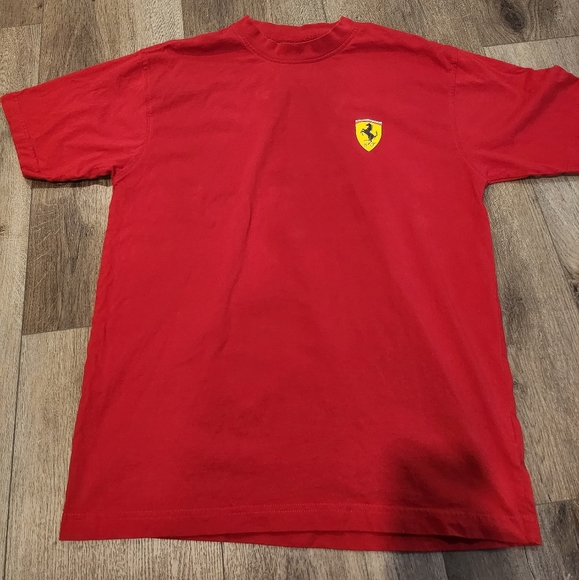 Ferrari tshirt - Picture 1 of 4